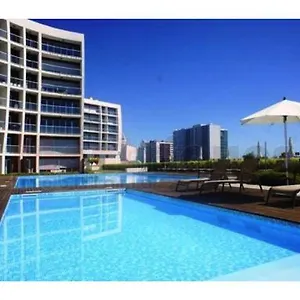 https://charming-apartment-with-terrace-and-pool-in-lisbon.hotels-lisbon-portugal.com